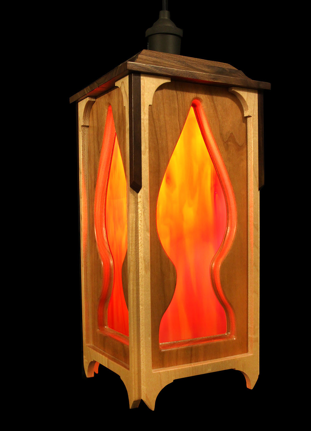 Spade Pendant – Stone and Dove Hardwood Lighting